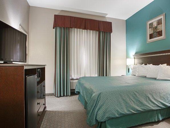 Western Hotel Mineola
